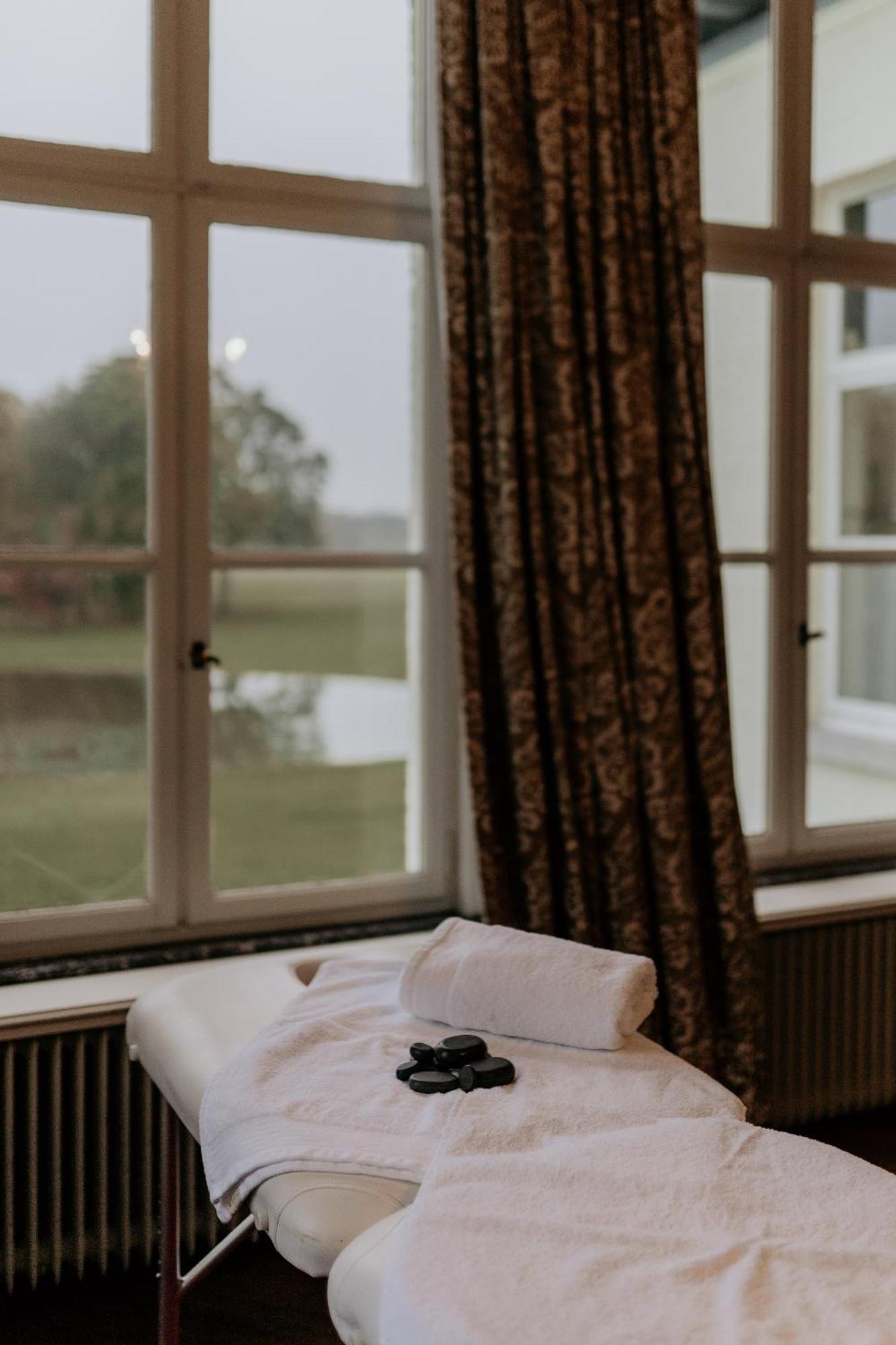 B&B Kasteel Den Tip Arendonk Eksteriør billede